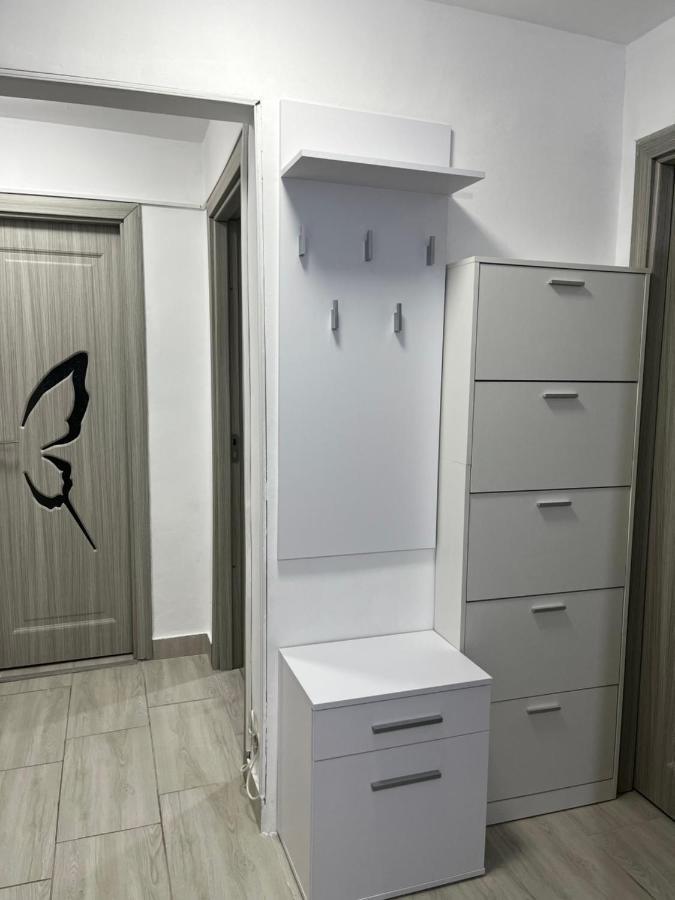 Home Sweet Home Apartment With 3 Rooms Buzău Dış mekan fotoğraf